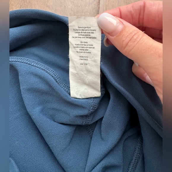 Alo Yoga High-Waist Moto Leggings - Picture 10 of 16